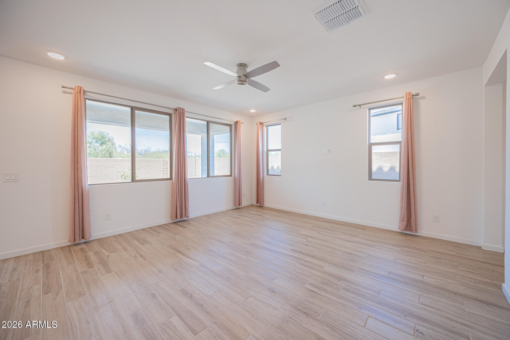 7412 W Gardenia Avenue - Photo 6