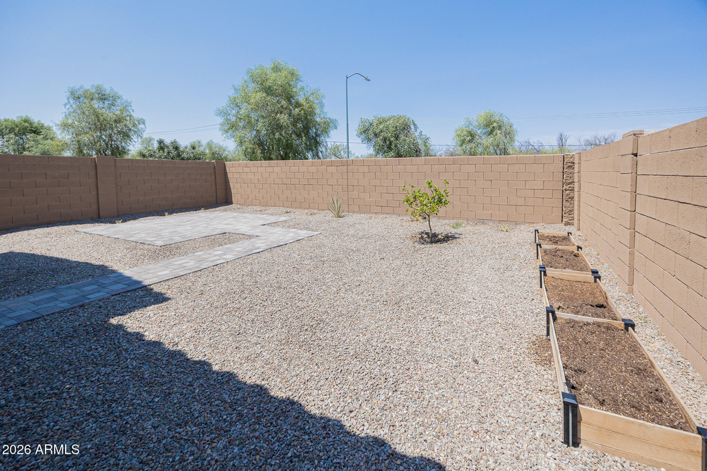 7412 W Gardenia Avenue - Photo 29