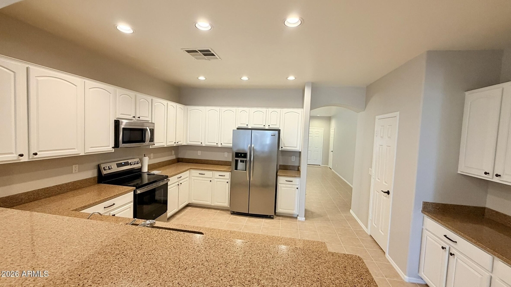 43460 W Caven Drive - Photo 2