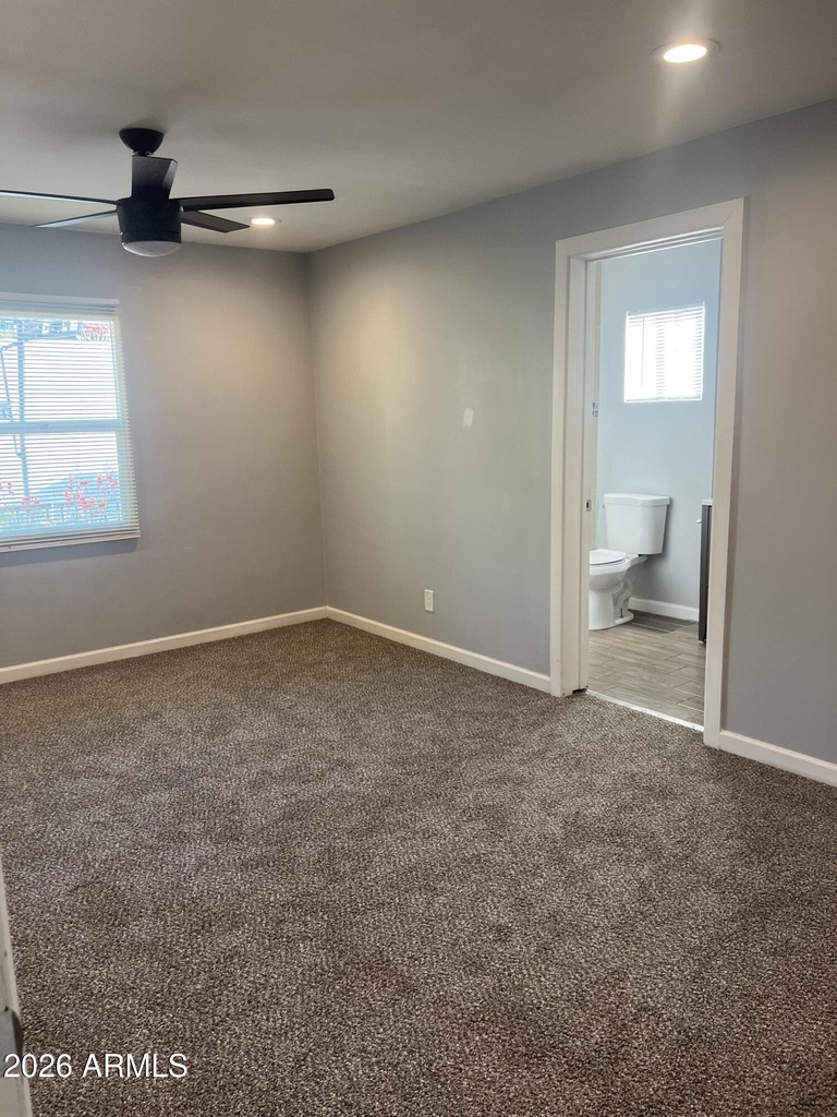 1115 E Whitton Avenue - Photo 9