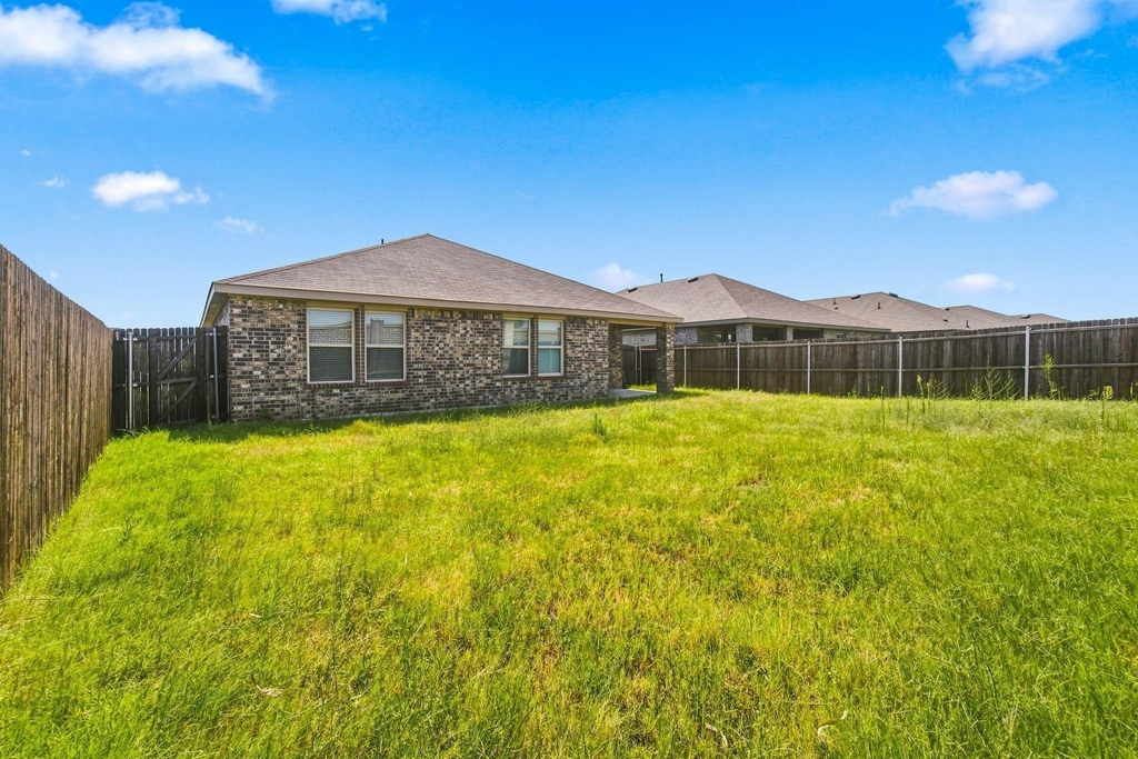 601 Banner Avenue - Photo 3