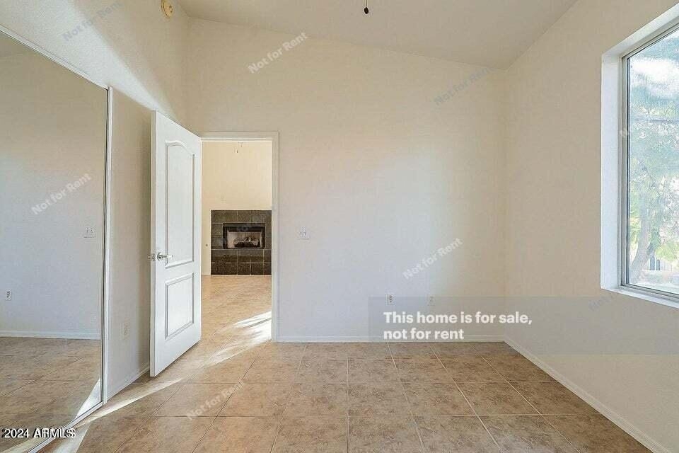 2929 W Yorkshire Drive - Photo 12