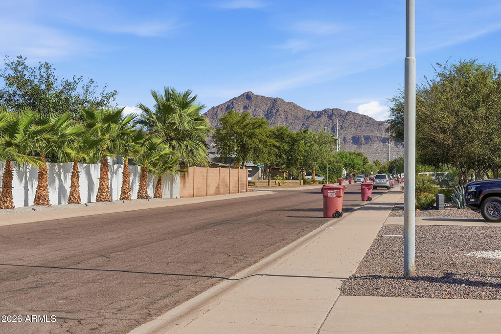 2401 N 66th Street - Photo 3