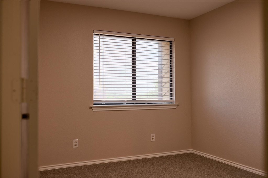 900 Kilkenny Court - Photo 6