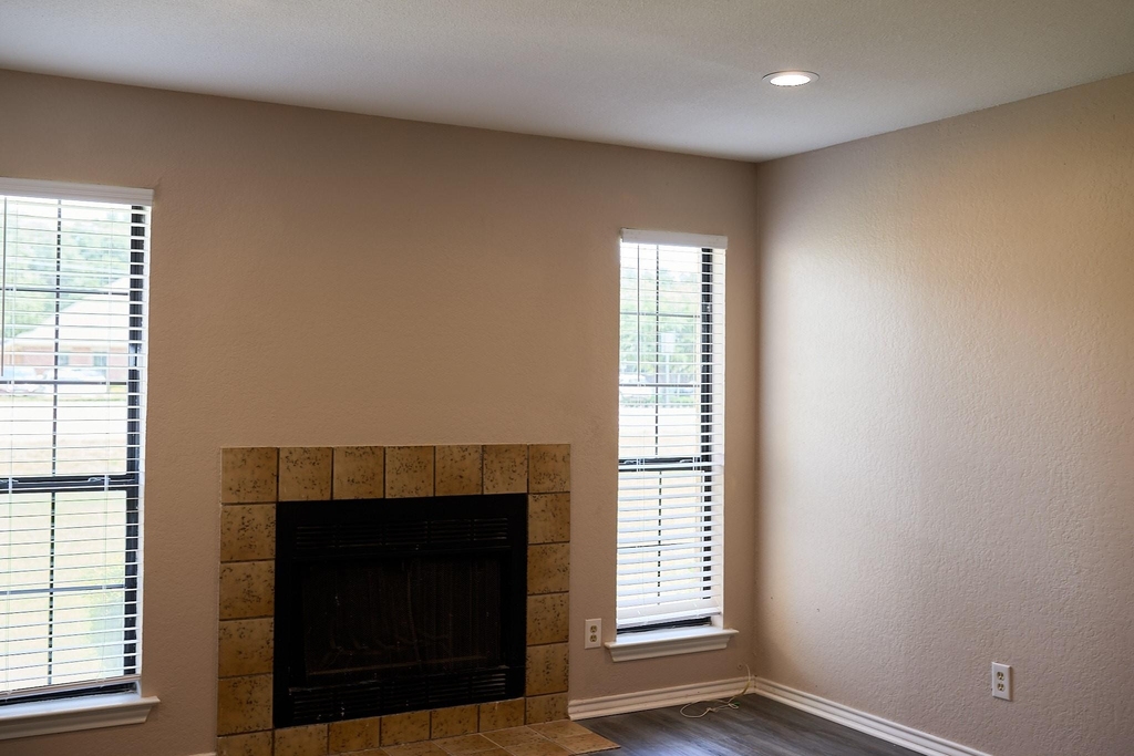 900 Kilkenny Court - Photo 1