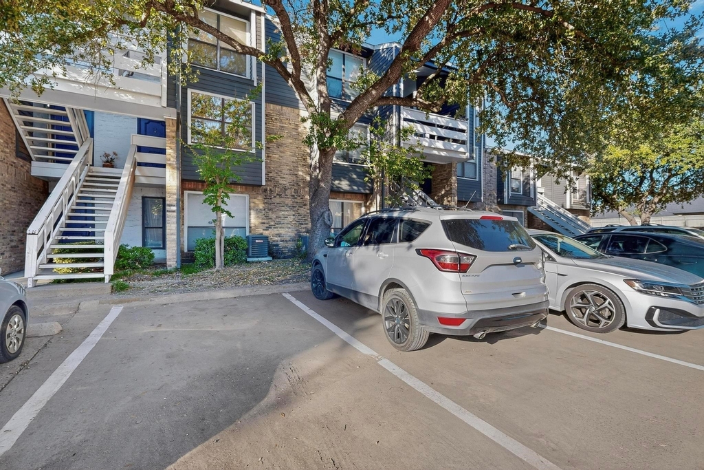 5840 Spring Valley Road - Photo 4