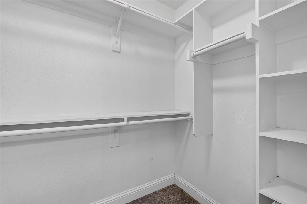 608 E College Street - Photo 14