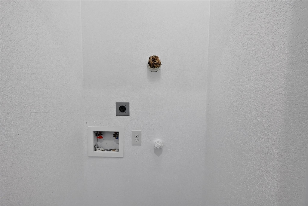 608 E College Street - Photo 17