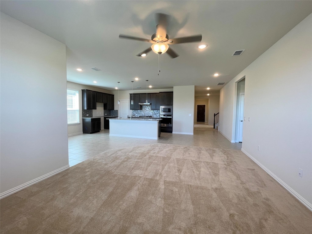 1905 Nelson Street - Photo 4
