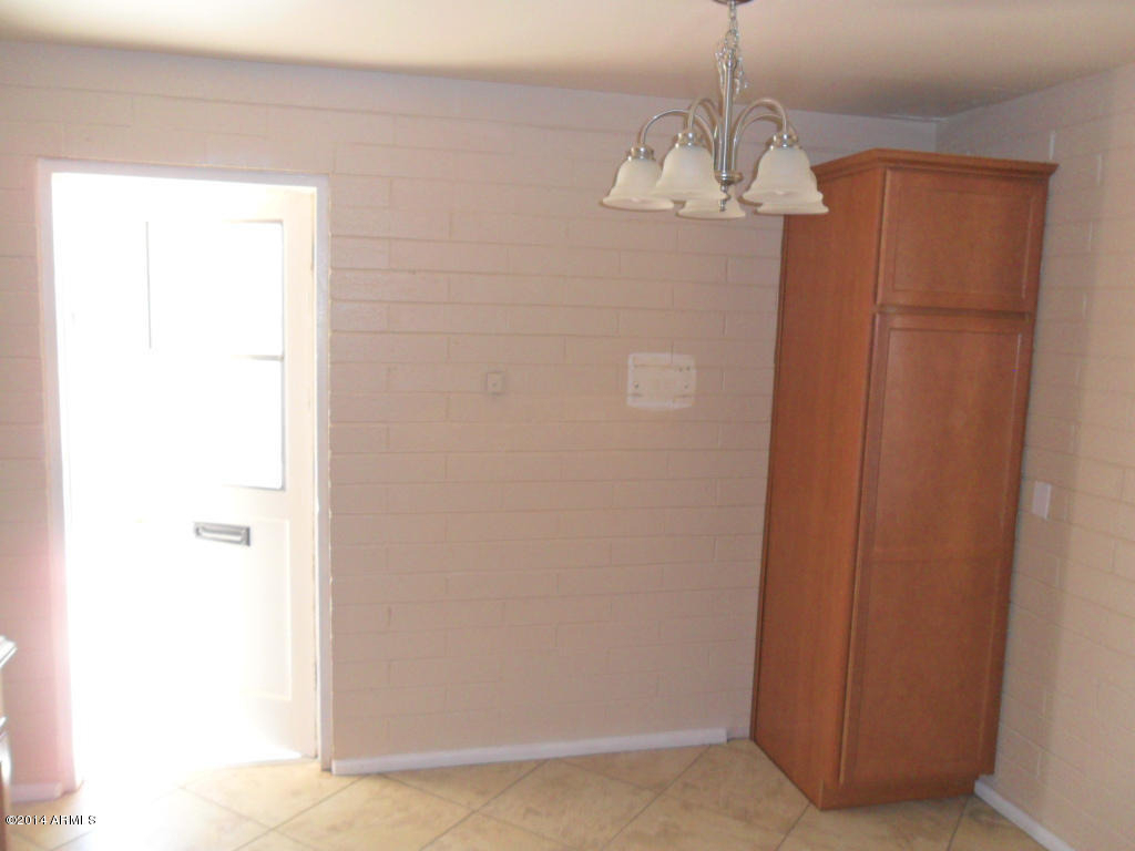 11139 W Elk Avenue - Photo 7