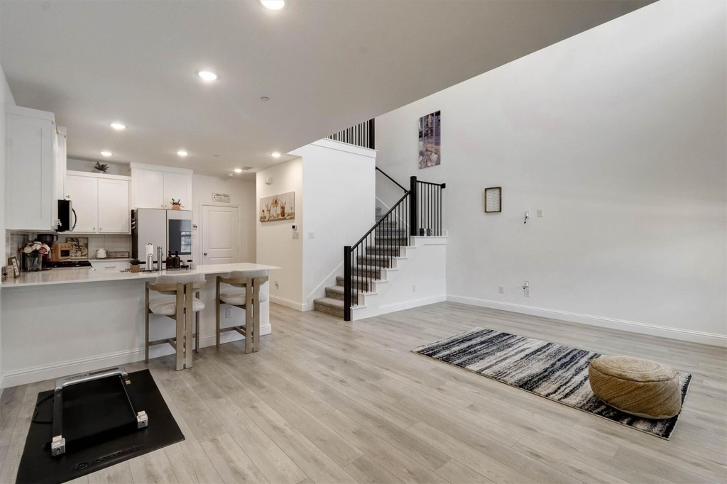 7031 Cedar Creek Drive - Photo 3