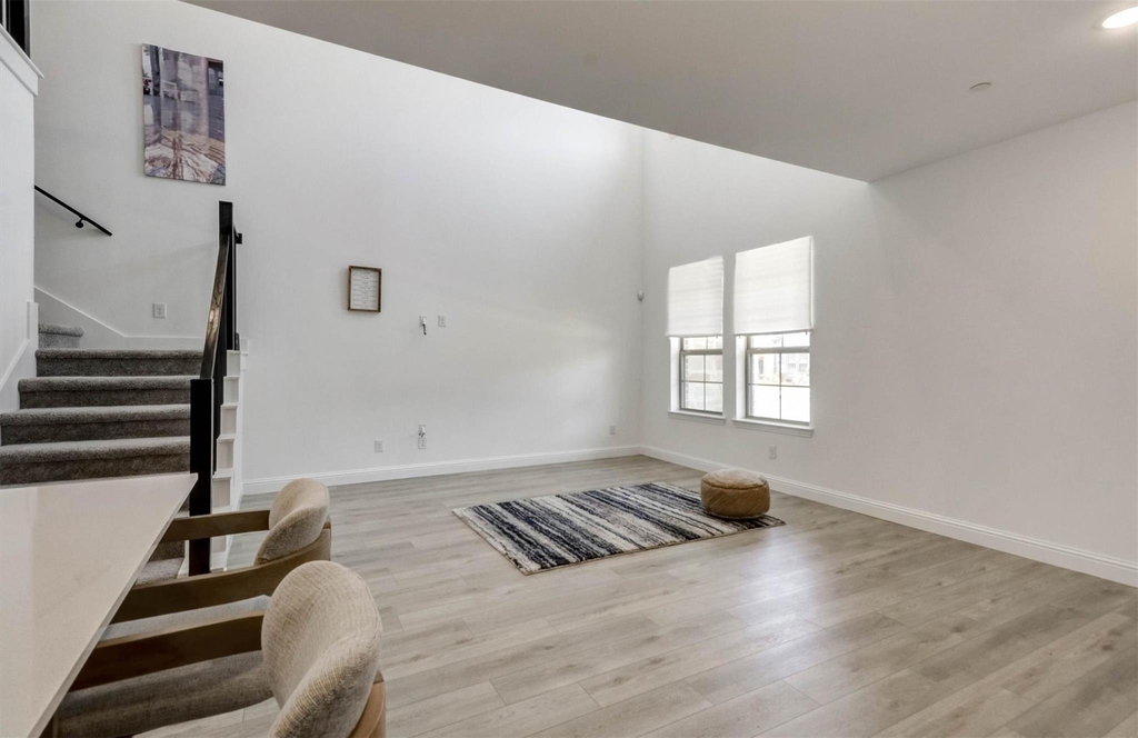 7031 Cedar Creek Drive - Photo 5