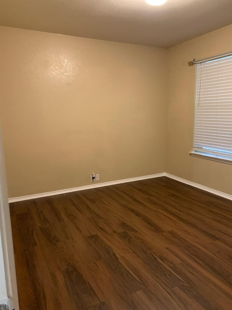 8532 Minturn Drive - Photo 16
