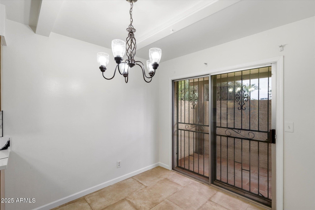 5520 N 77th Place - Photo 6