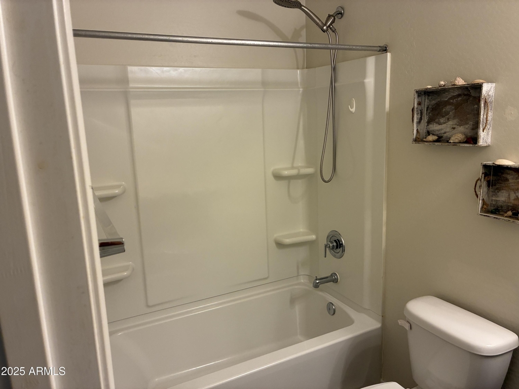 25698 W Desert Drive - Photo 18