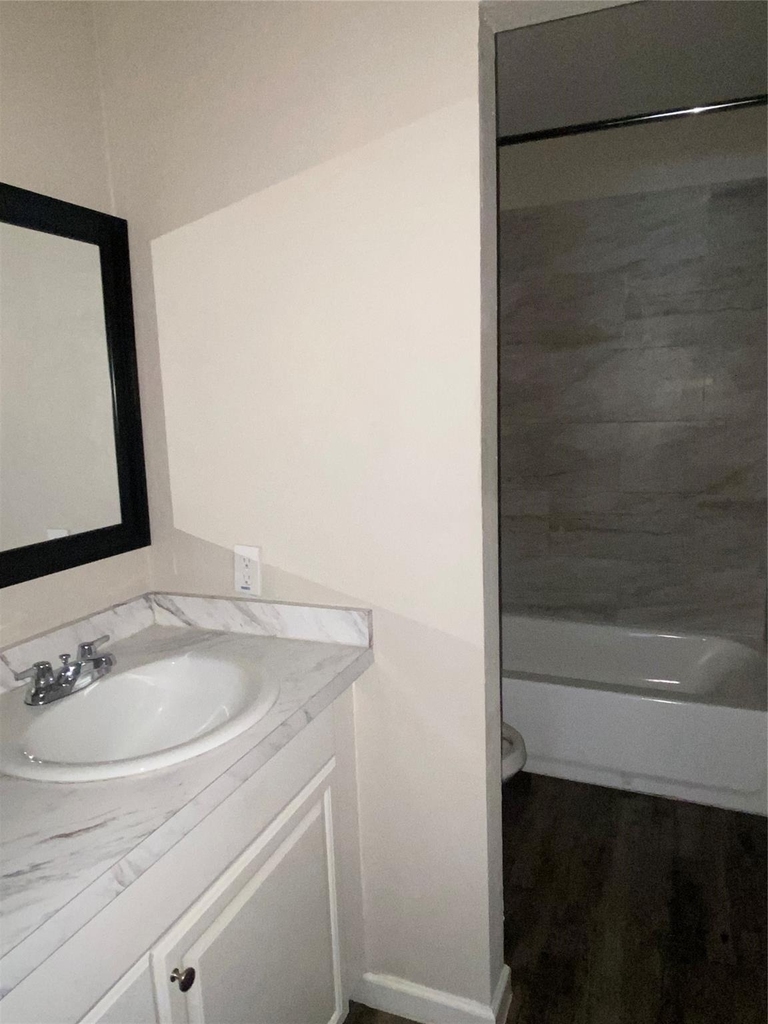 2516 Trinity Street - Photo 13