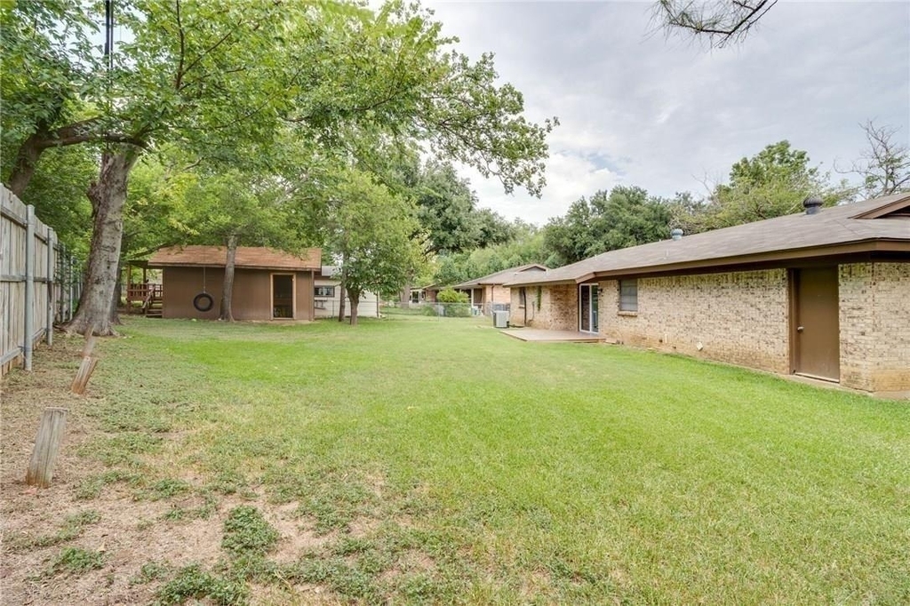 7820 Kermit Avenue - Photo 26