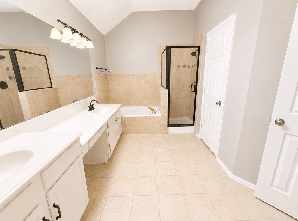 7900 Squire Lane - Photo 15