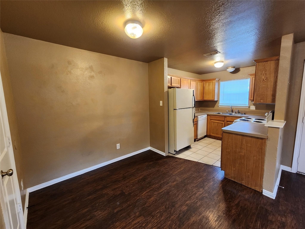 2917 Van Horn Avenue - Photo 4