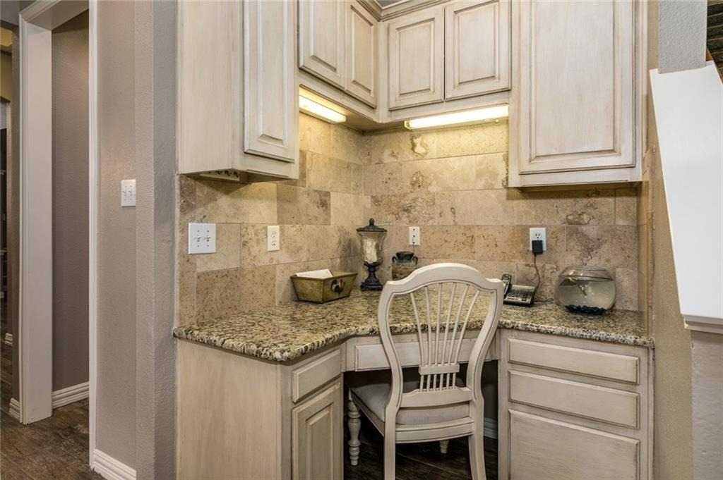 818 Stratford Drive - Photo 6