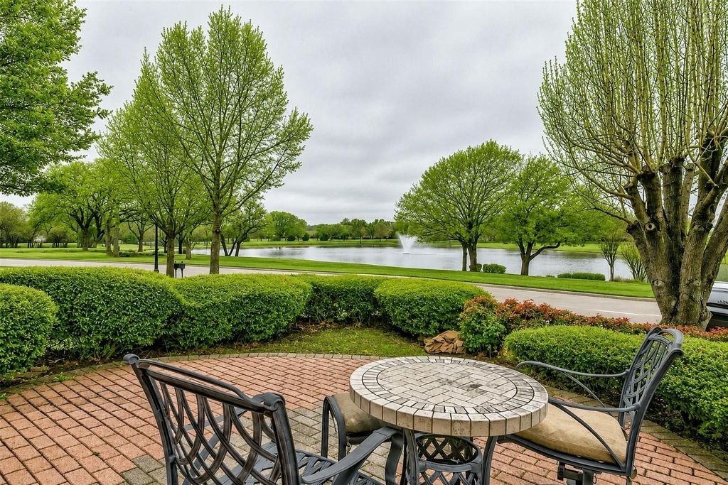 818 Stratford Drive - Photo 1