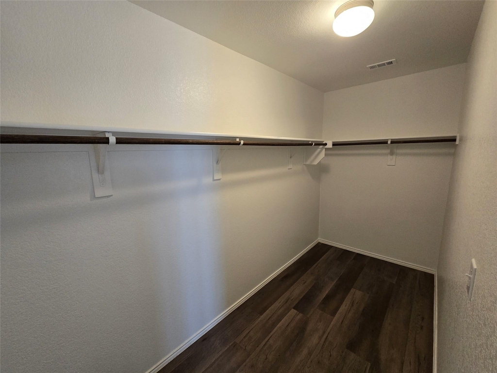 1126 Ainsley Lane - Photo 5