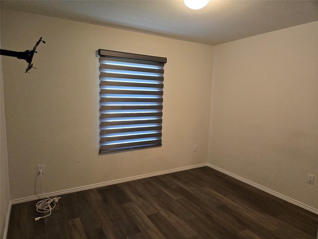 1126 Ainsley Lane - Photo 11