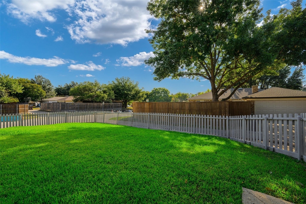 2400 Bengal Lane - Photo 23