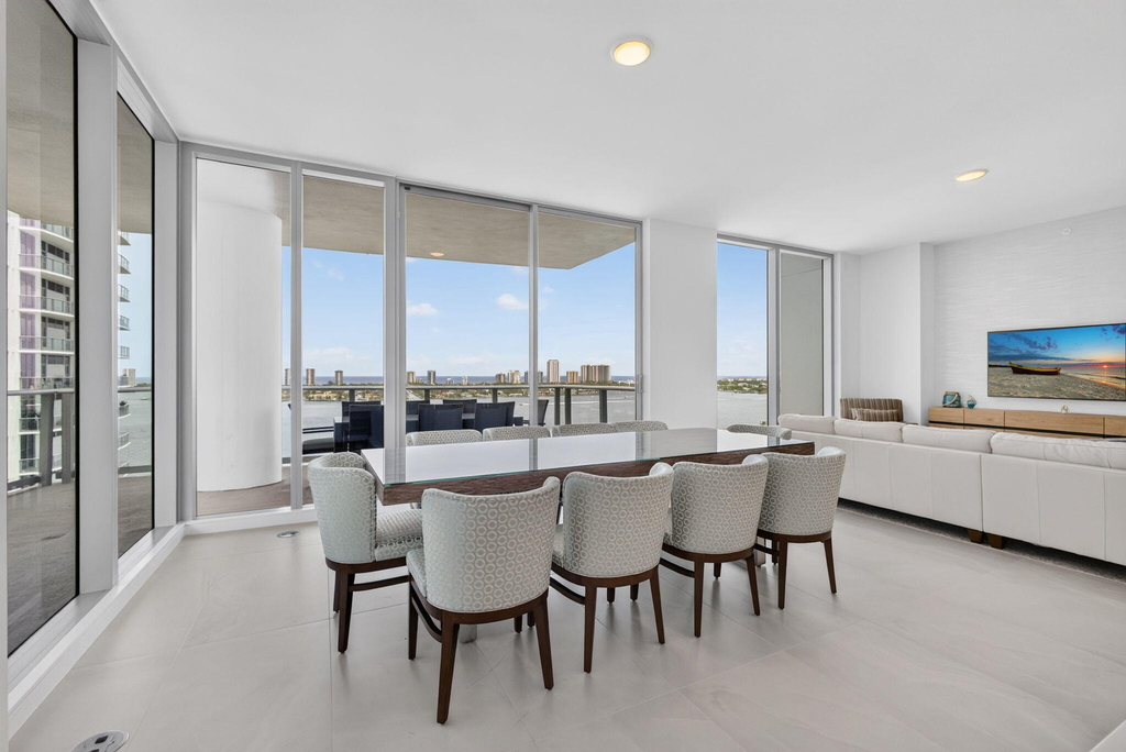 220 Lake Shore Drive - Photo 8
