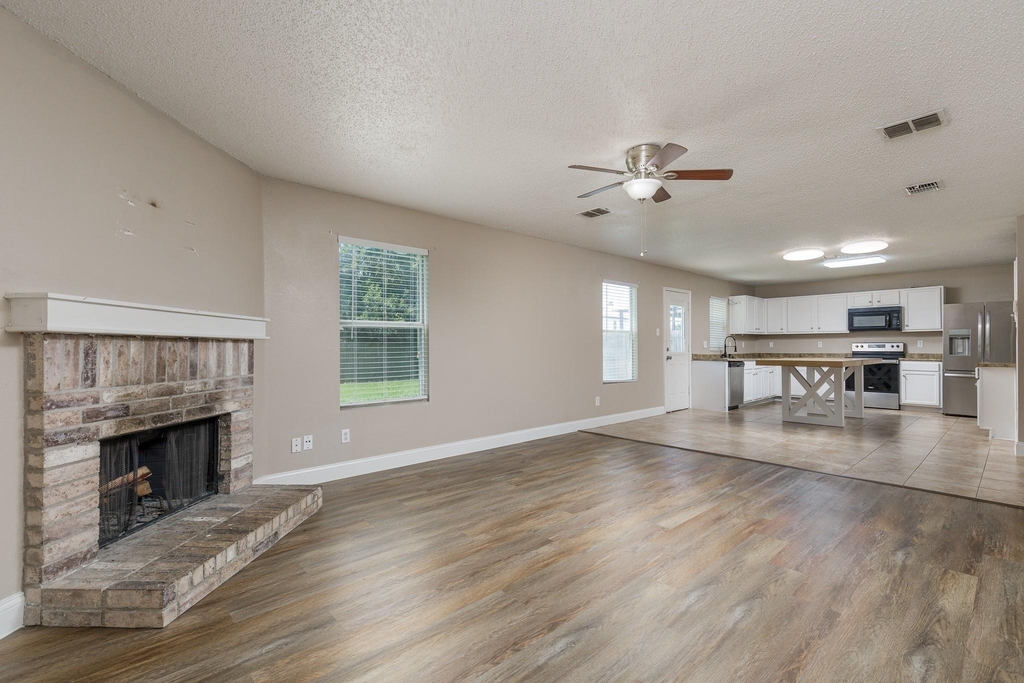 2228 Bradford Pear Drive - Photo 9