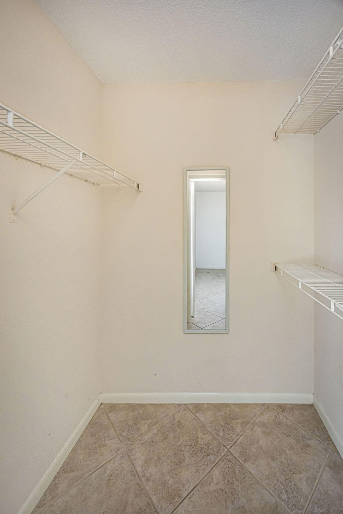 815 W Boynton Beach Boulevard - Photo 17