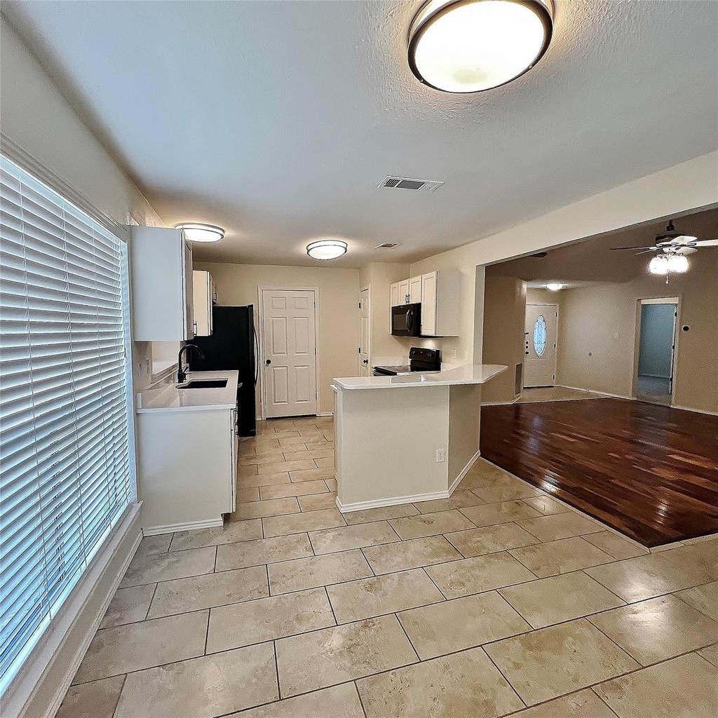 4808 Waxwing Drive - Photo 9