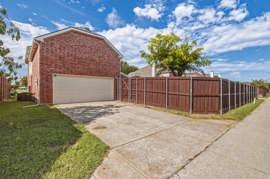 1706 Clear Springs Drive - Photo 34