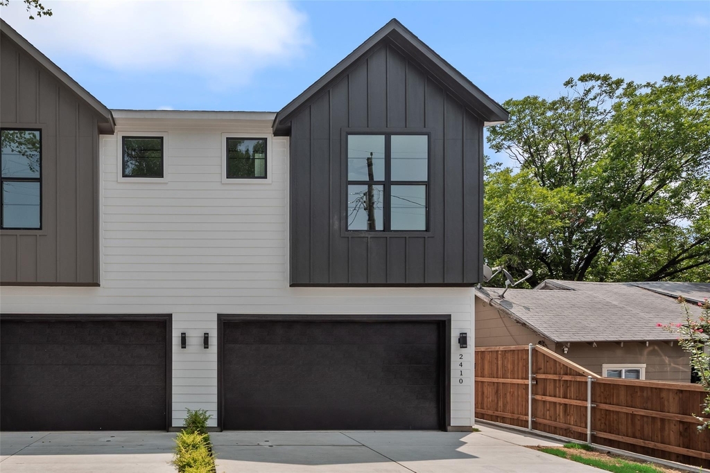 2410 Boyd Street - Photo 1