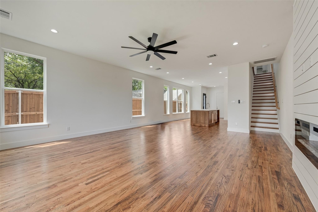2410 Boyd Street - Photo 7
