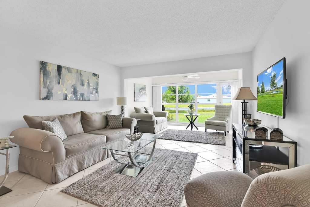 5910 Via Delray Boulevard - Photo 6
