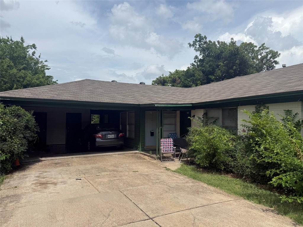 6437 Lontos Drive - Photo 2