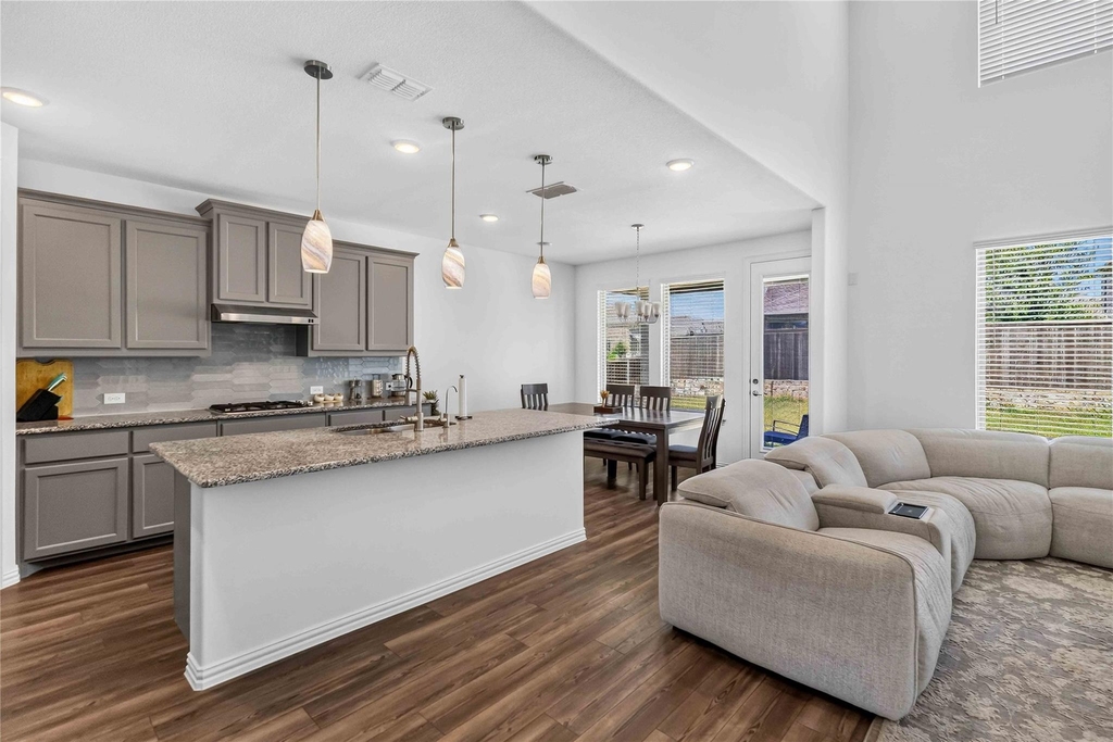 1308 Ladys Mantle Way - Photo 4