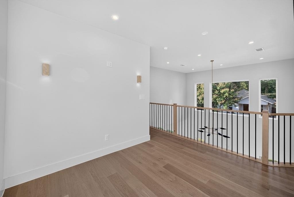 413 Graham Avenue - Photo 18