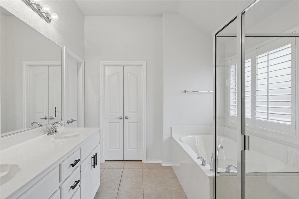 10237 Red Bluff Lane - Photo 12