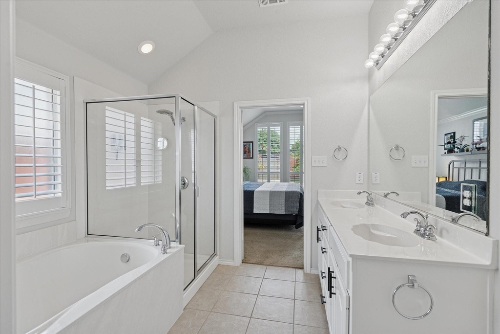 10237 Red Bluff Lane - Photo 11