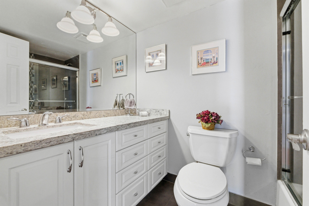 1361 South Ocean Boulevard - Photo 15