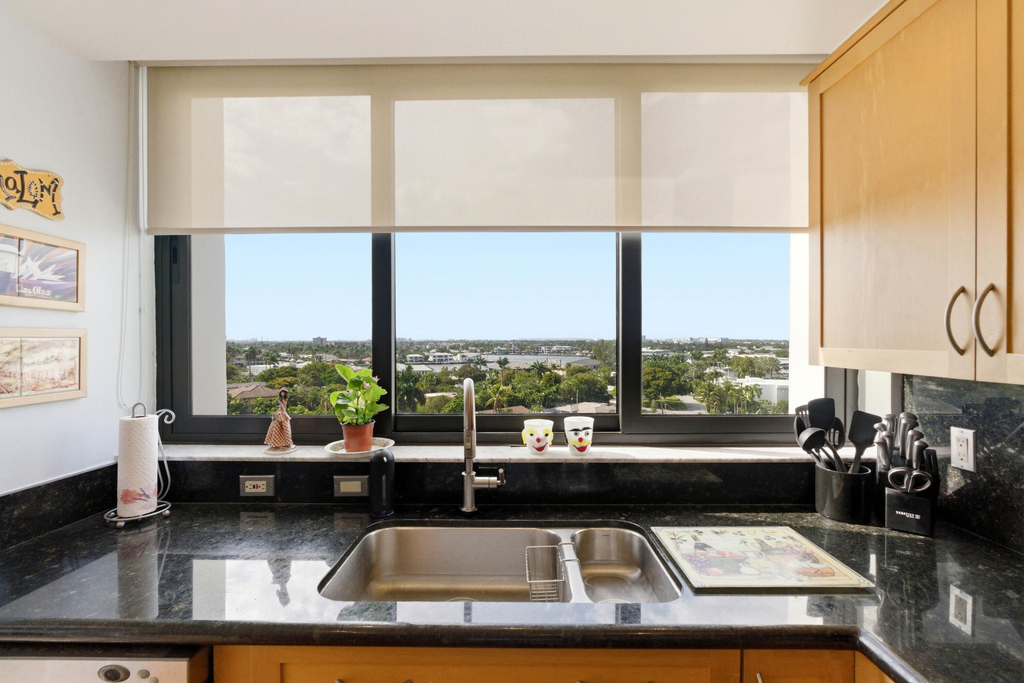 1361 South Ocean Boulevard - Photo 37