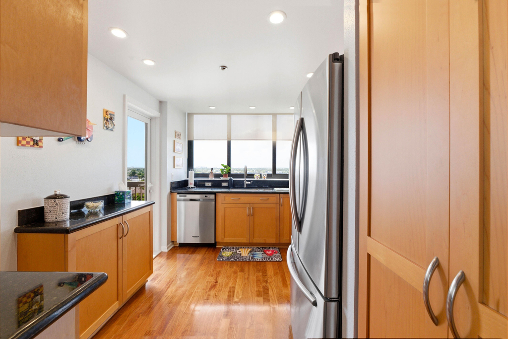 1361 South Ocean Boulevard - Photo 32