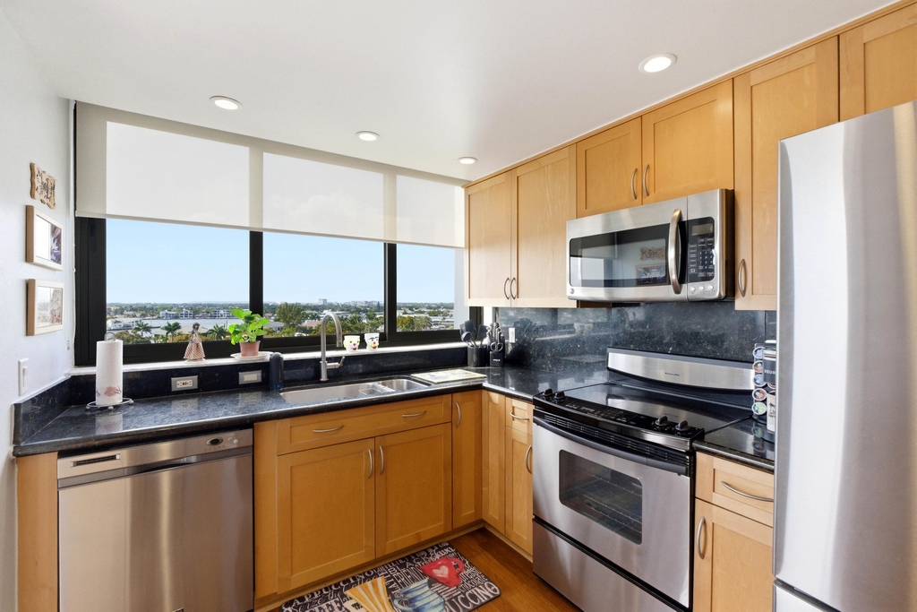 1361 South Ocean Boulevard - Photo 35