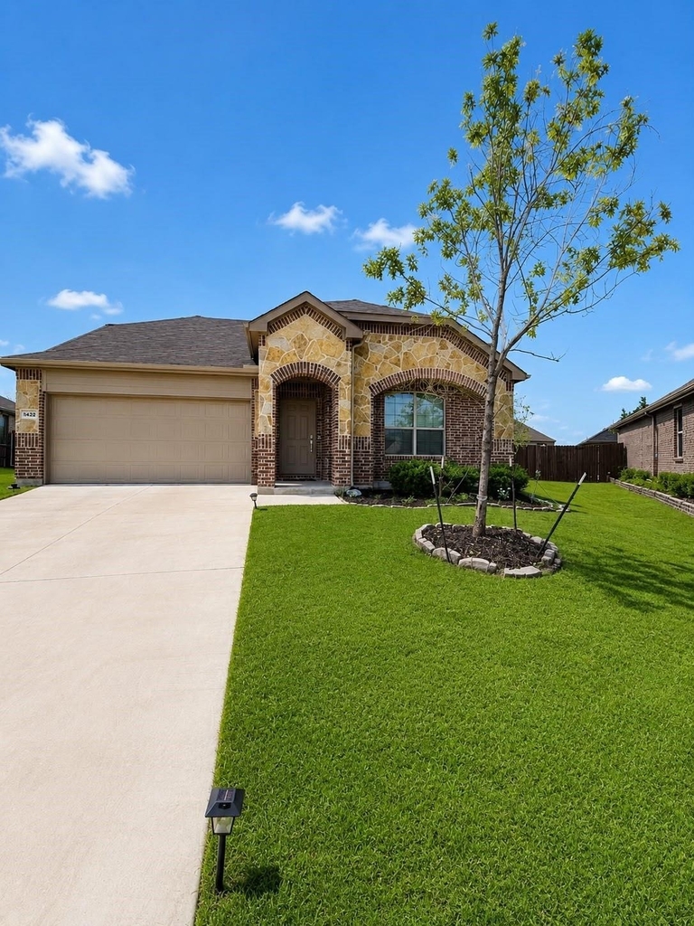 8432 Butterfly Lane - Photo 0