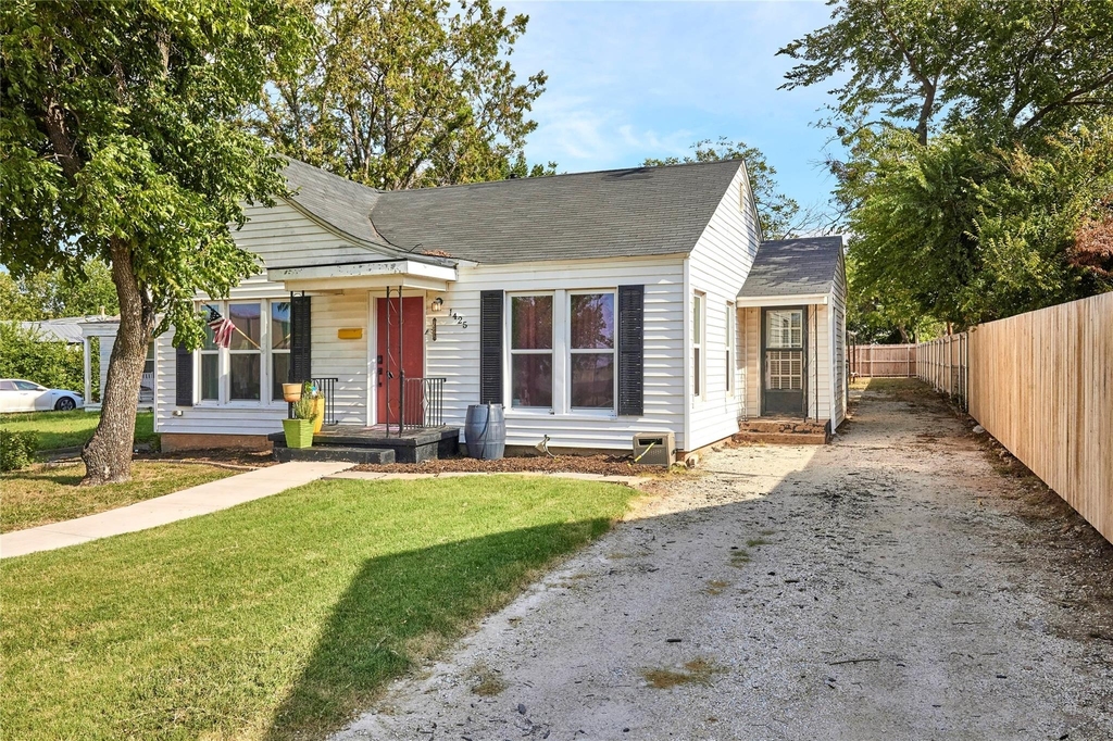 1425 Cedar Crest Drive - Photo 1