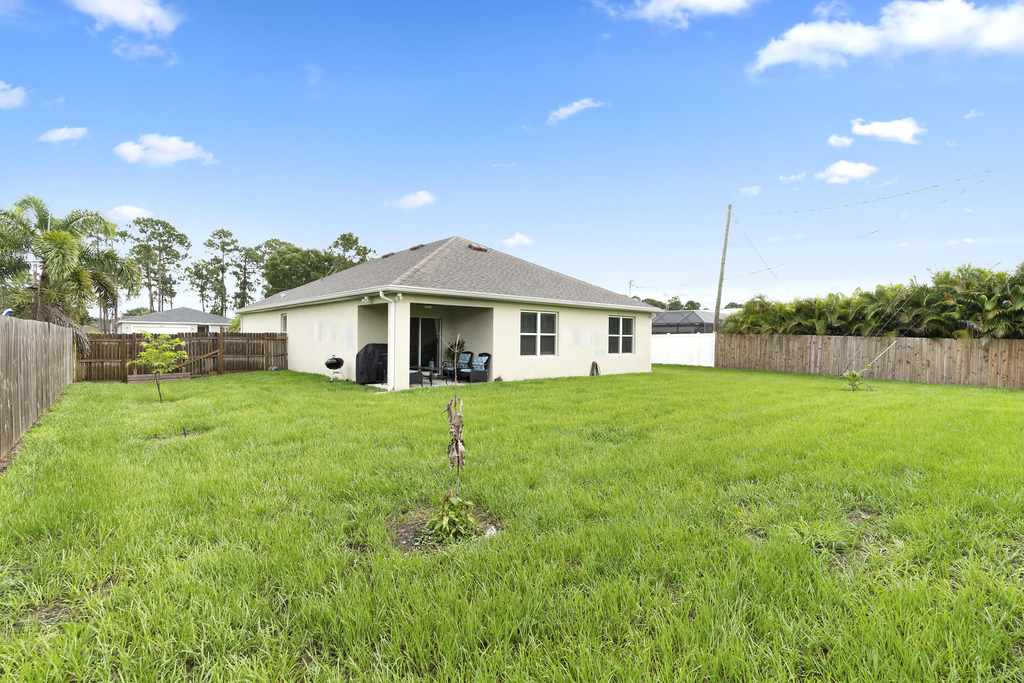 1810 Sw Capehart Avenue - Photo 26