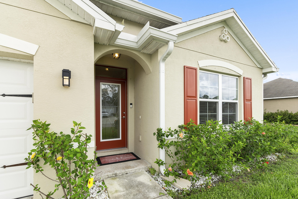 1810 Sw Capehart Avenue - Photo 3