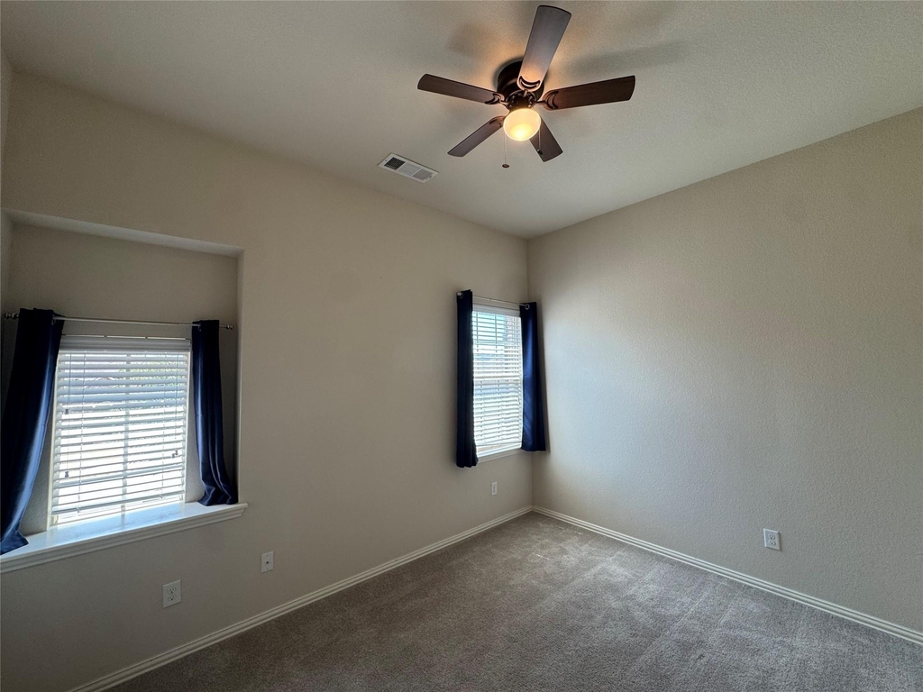 9501 Drovers View Trail - Photo 19